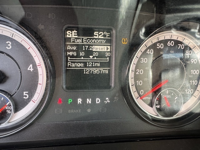 RAM 2500 Tradesman 4x4 Crew Cab 6'4" Box 2017 RAM 2500 Tradesman 4x4 Crew Cab 6'4" Box 2017