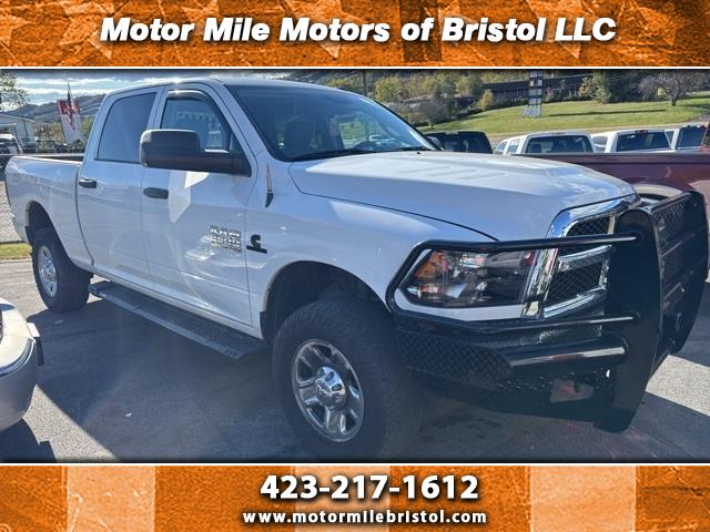 RAM 2500 Tradesman 4x4 Crew Cab 6'4" Box 2017 RAM 2500 Tradesman 4x4 Crew Cab 6'4" Box 2017