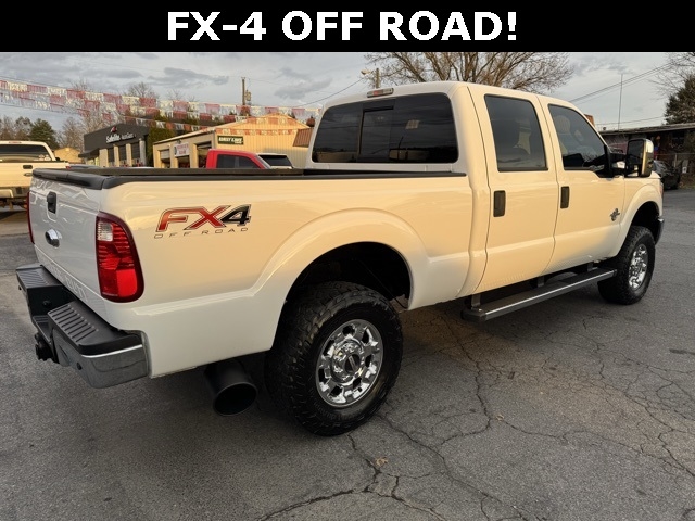 2013 Ford F-250 XLT photo 2