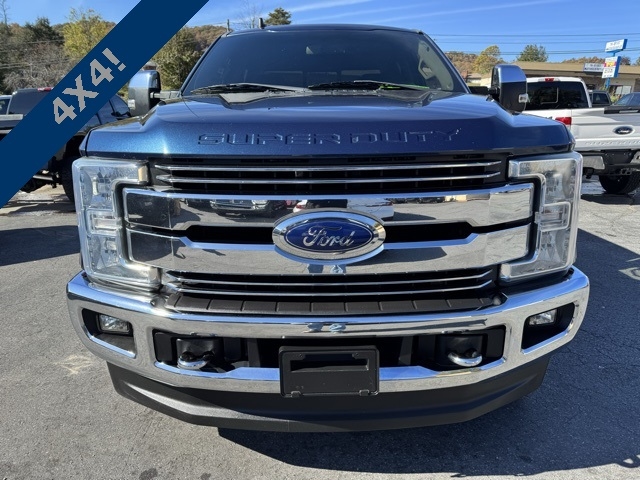 Ford Super Duty F-250 SRW King Ranch 4WD Crew Cab 8' Box 2019 Ford Super Duty F-250 SRW King Ranch 4WD Crew Cab 8' Box 2019