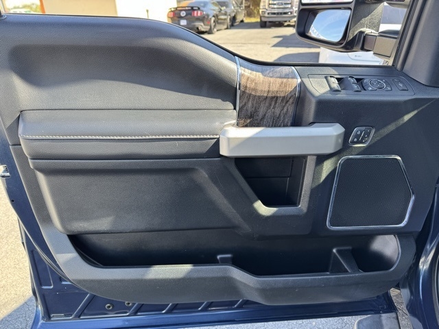 Ford Super Duty F-250 SRW King Ranch 4WD Crew Cab 8' Box 2019 Ford Super Duty F-250 SRW King Ranch 4WD Crew Cab 8' Box 2019