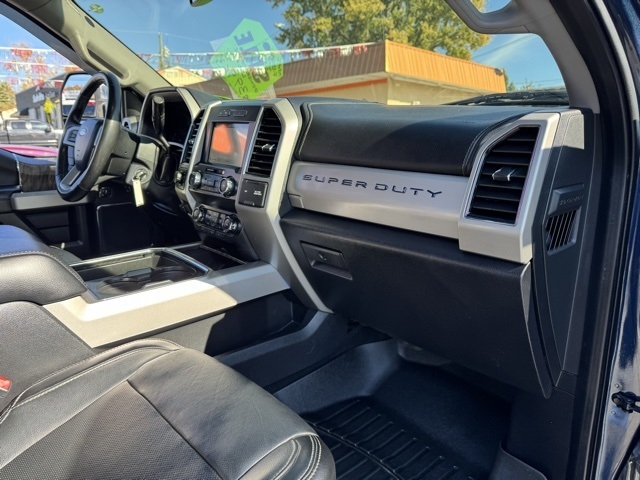Ford Super Duty F-250 SRW King Ranch 4WD Crew Cab 8' Box 2019 Ford Super Duty F-250 SRW King Ranch 4WD Crew Cab 8' Box 2019