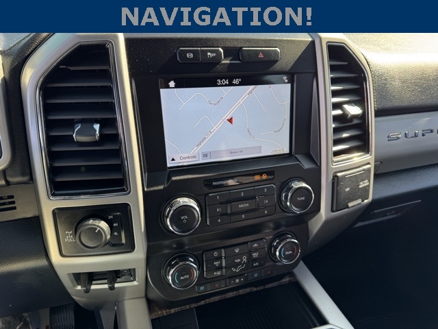 Ford Super Duty F-250 SRW King Ranch 4WD Crew Cab 8' Box 2019 Ford Super Duty F-250 SRW King Ranch 4WD Crew Cab 8' Box 2019
