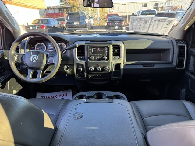 RAM 2500 4WD Crew Cab 149" Tradesman 2016