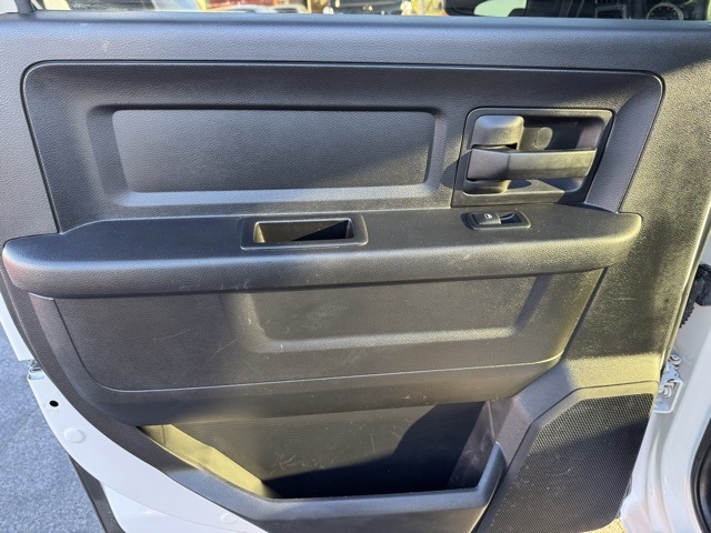 RAM 2500 4WD Crew Cab 149" Tradesman 2016