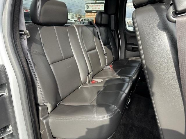 Chevrolet Silverado 2500HD 4WD Ext Cab 144.2" LTZ 2013