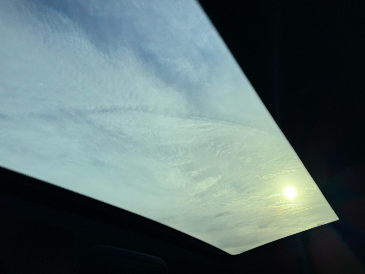 Volkswagen GLI 4dr Sdn DSG 2012