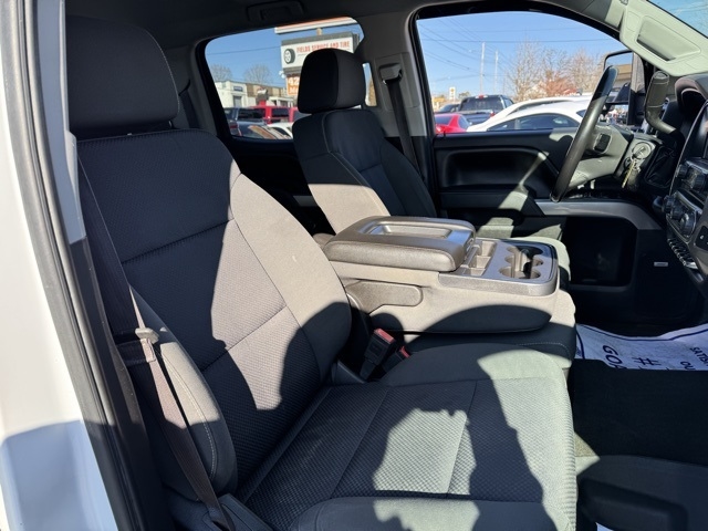 Chevrolet Silverado 3500HD Built After Aug 14 4WD Crew Cab 153.7" LT 2015