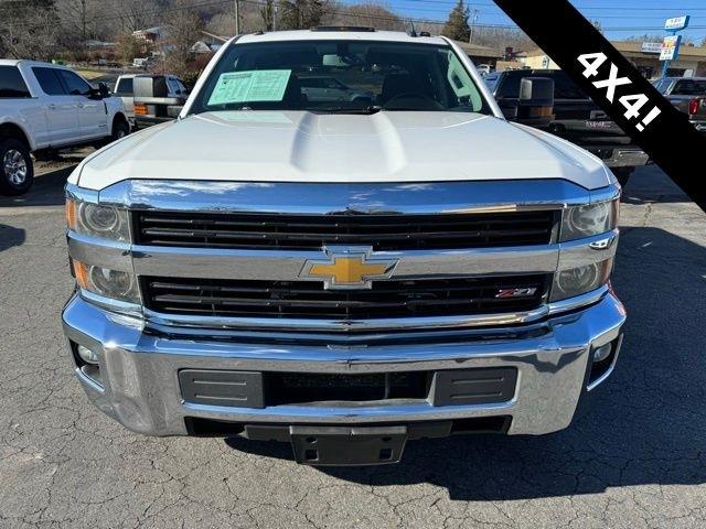 Chevrolet Silverado 3500HD Built After Aug 14 4WD Crew Cab 153.7" LT 2015