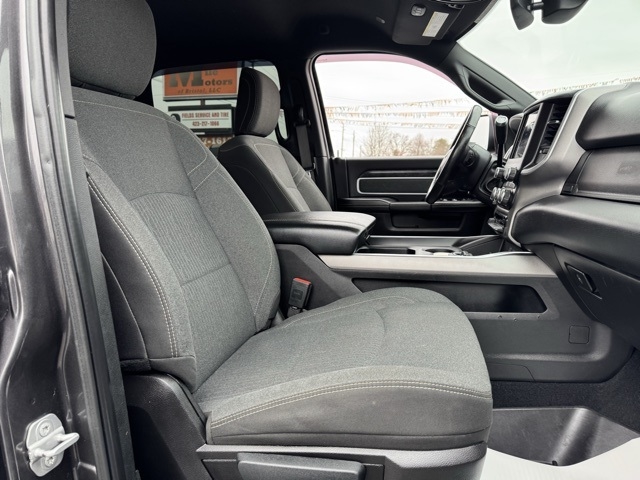 RAM 2500 Big Horn 4x4 Crew Cab 6'4" Box 2019