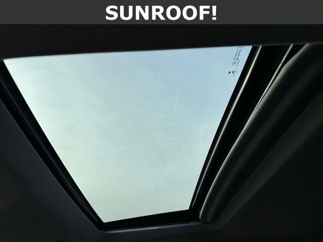 GMC Sierra 1500 4WD Crew Cab 147" SLT 2019