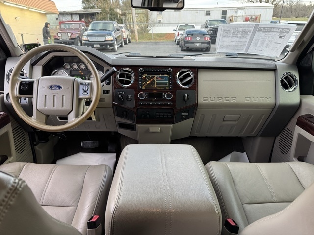 Ford Super Duty F-250 SRW 4WD Crew Cab 156" Lariat 2010