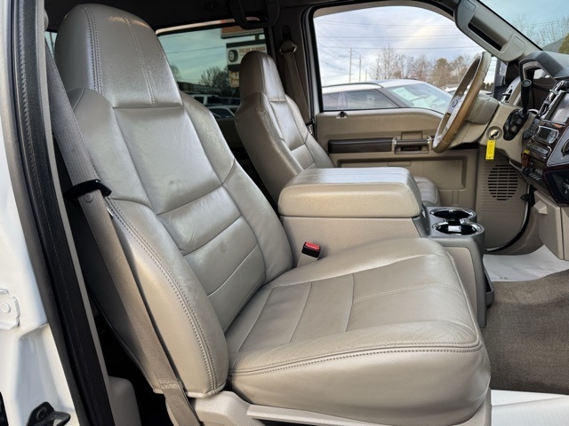 Ford Super Duty F-250 SRW 4WD Crew Cab 156" Lariat 2010