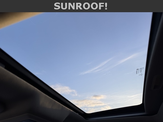 RAM 2500 Laramie 4x4 Mega Cab 6'4" Box 2018