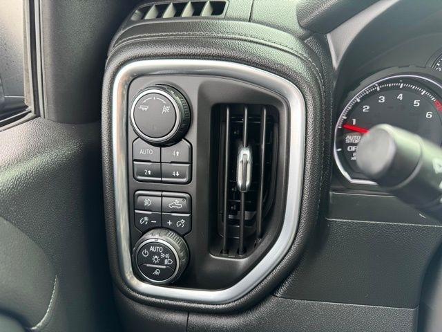 Chevrolet Silverado 1500 4WD Crew Cab 147" LT Trail Boss 2019