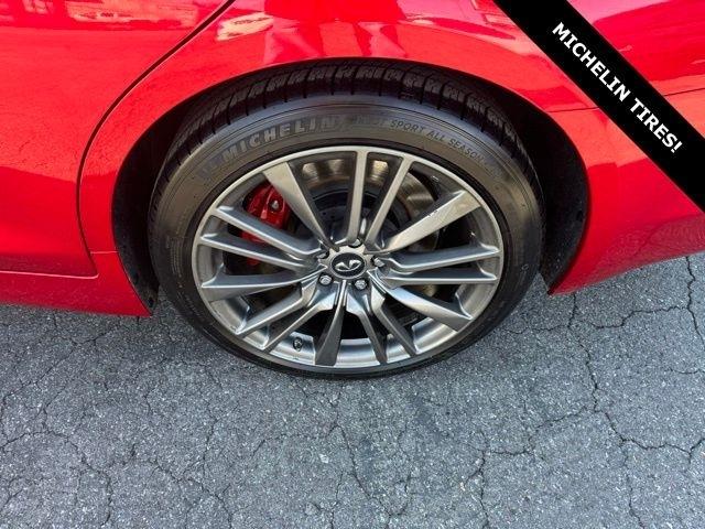 Infiniti Q50 Red Sport 400 AWD 2018