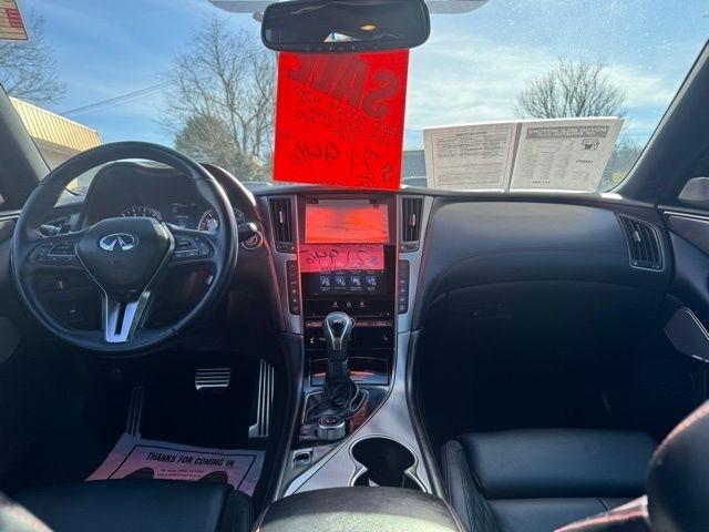 Infiniti Q50 Red Sport 400 AWD 2018