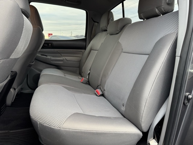 Toyota Tacoma 4WD Double Cab LB V6 AT TRD Off Road (Natl) 2015