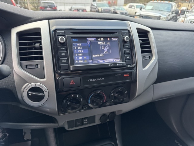 Toyota Tacoma 4WD Double Cab LB V6 AT TRD Off Road (Natl) 2015