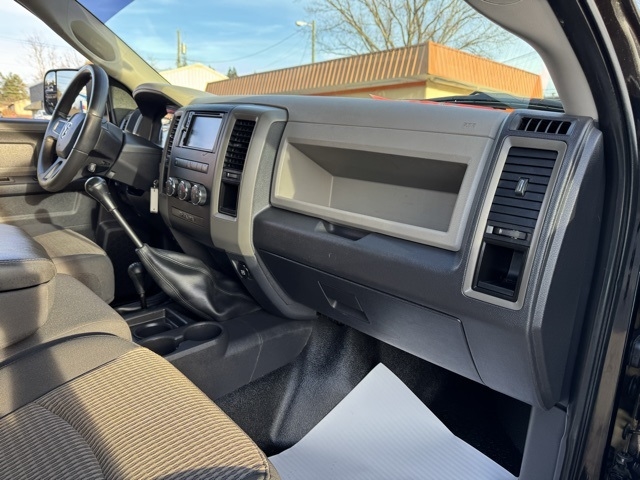 RAM 2500 4WD Crew Cab 149" ST 2011