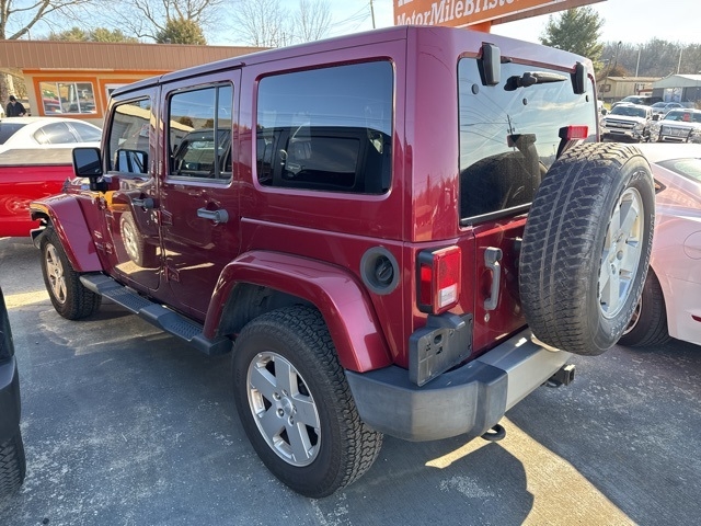 Jeep Wrangler Unlimited 4WD 4dr Sahara 2012
