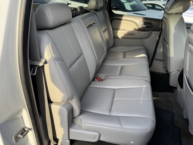 Chevrolet Silverado 3500HD 4WD Crew Cab 167.7" LTZ 2012