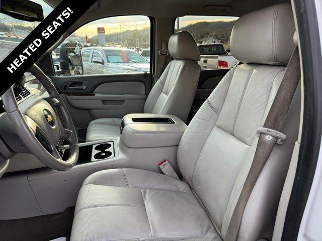 Chevrolet Silverado 3500HD 4WD Crew Cab 167.7" LTZ 2012