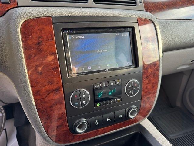 Chevrolet Silverado 3500HD 4WD Crew Cab 167.7" LTZ 2012