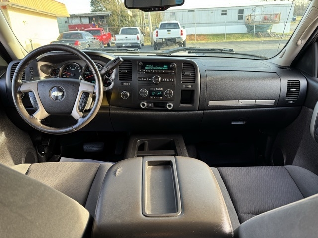 Chevrolet Silverado 2500HD 4WD Crew Cab 153" LT 2009