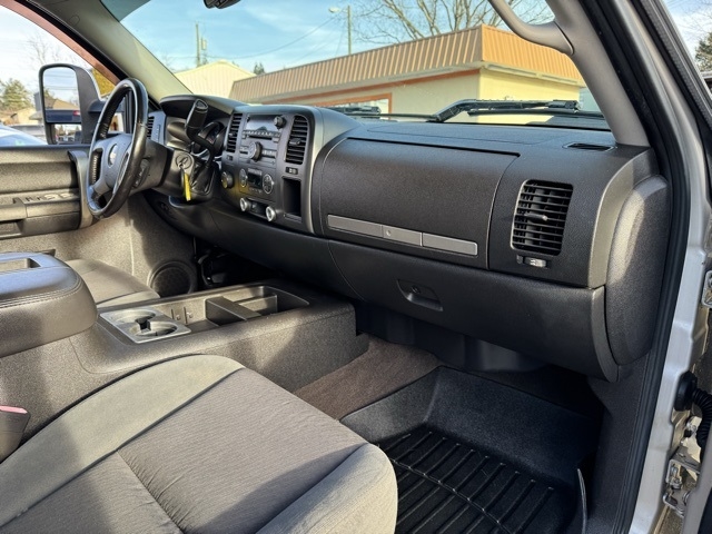 Chevrolet Silverado 2500HD 4WD Crew Cab 153" LT 2009