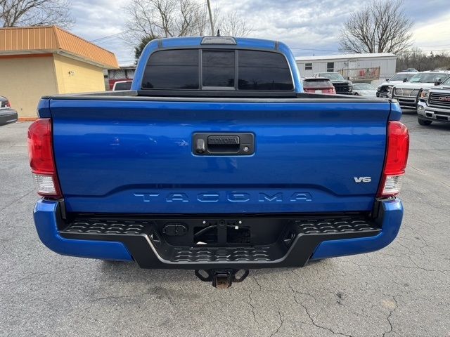 Toyota Tacoma 4WD Double Cab V6 MT TRD Off Road (Natl) 2016