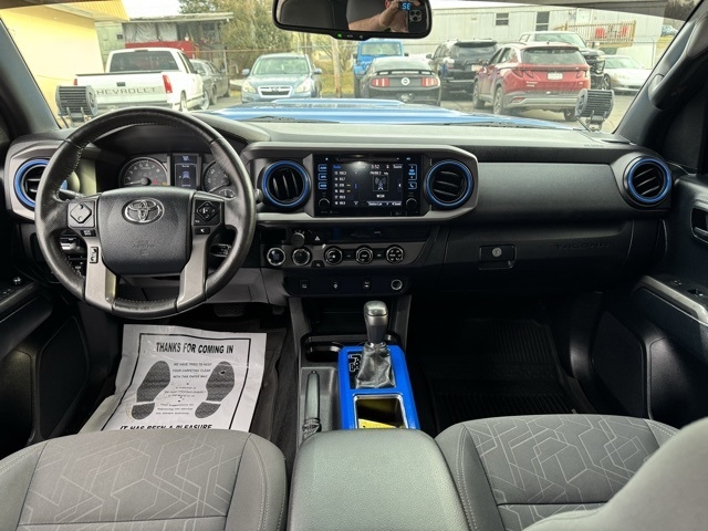 Toyota Tacoma 4WD Double Cab V6 MT TRD Off Road (Natl) 2016