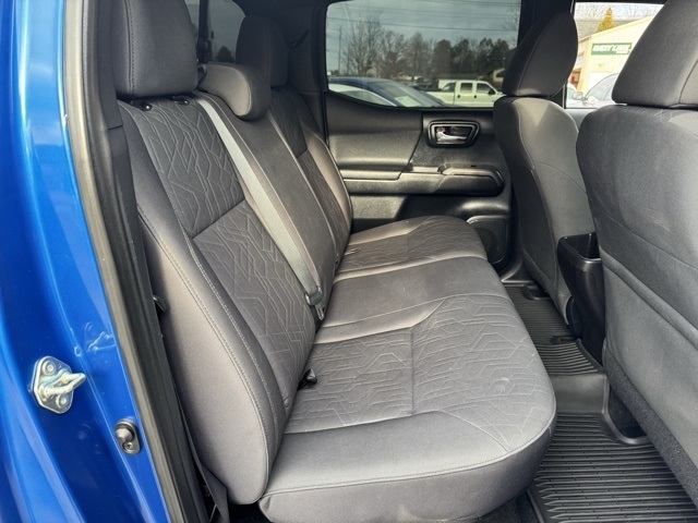 Toyota Tacoma 4WD Double Cab V6 MT TRD Off Road (Natl) 2016