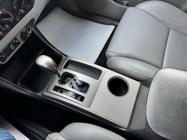 Toyota Tacoma 4WD Double Cab V6 MT (Natl) 2013