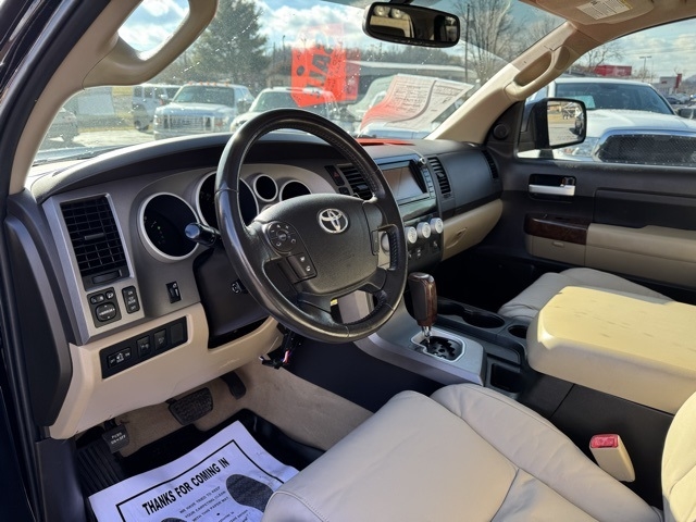 Toyota Tundra 4WD Truck CrewMax 5.7L V8 6-Spd AT LTD (Natl) 2011