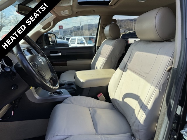 Toyota Tundra 4WD Truck CrewMax 5.7L V8 6-Spd AT LTD (Natl) 2011