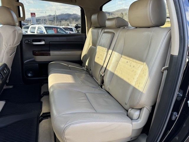 Toyota Tundra 4WD Truck CrewMax 5.7L V8 6-Spd AT LTD (Natl) 2011