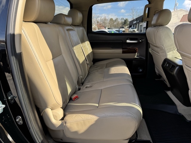 Toyota Tundra 4WD Truck CrewMax 5.7L V8 6-Spd AT LTD (Natl) 2011