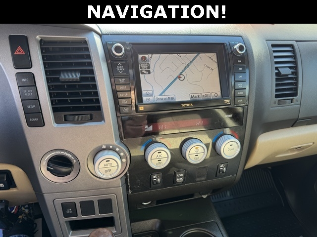 Toyota Tundra 4WD Truck CrewMax 5.7L V8 6-Spd AT LTD (Natl) 2011