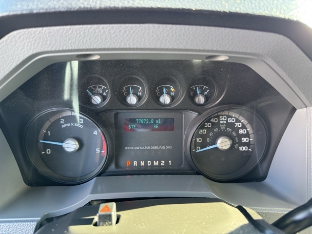 Ford Super Duty F-550 DRW 4WD Reg Cab 141" WB 60" CA XLT 2015