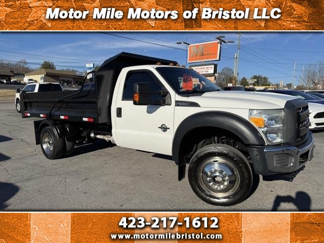 2015 Ford Super Duty F-550 DRW 4WD Reg Cab 141" WB 60" CA XL