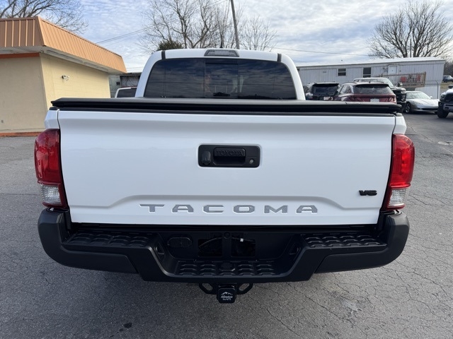 Toyota Tacoma TRD Off Road Double Cab 5' Bed V6 4x4 MT (Natl) 2017