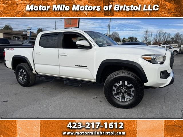2017 Toyota Tacoma SR5 Double Cab 5' Bed V6 4x4 AT (Natl)