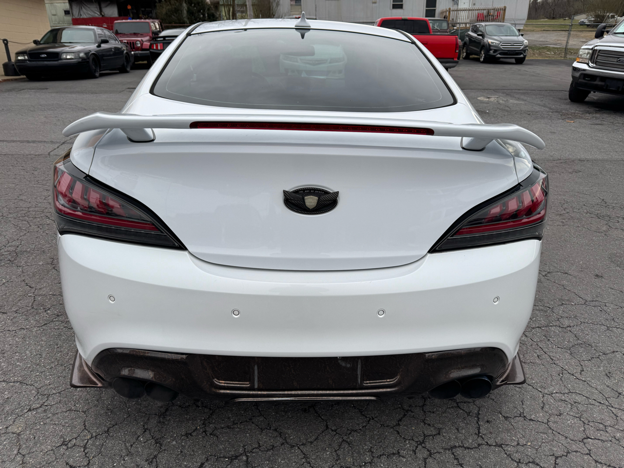 Hyundai Genesis Coupe 2dr 3.8L Auto Ultimate w/Black Seats 2016