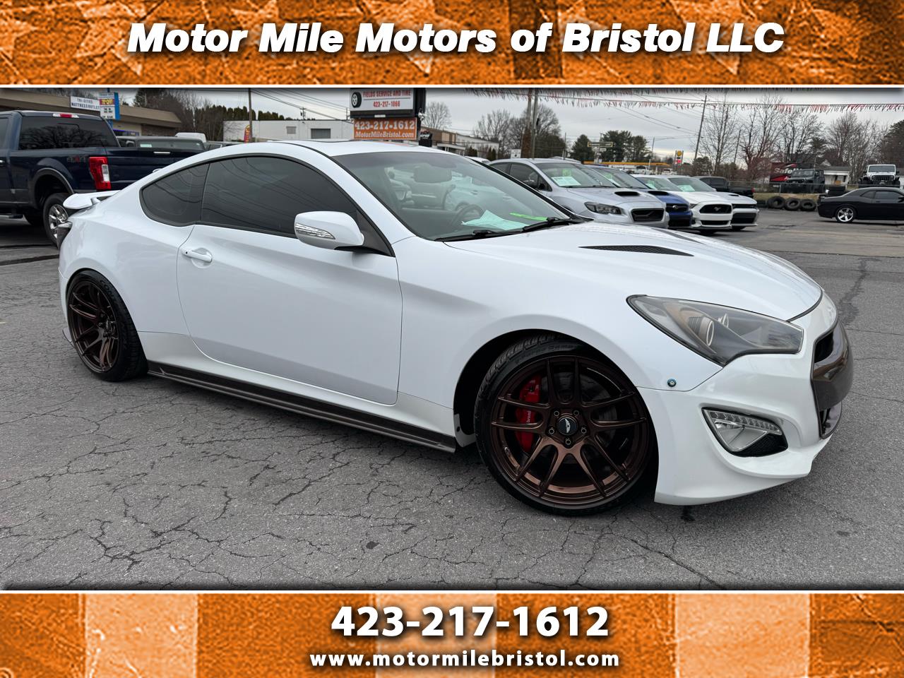 Hyundai Genesis Coupe 2dr 3.8L Auto Ultimate w/Black Seats 2016