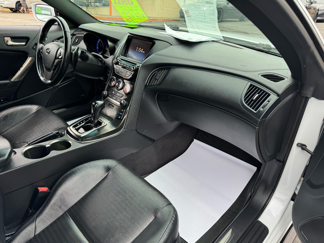 Hyundai Genesis Coupe 2dr 3.8L Auto Ultimate w/Black Seats 2016