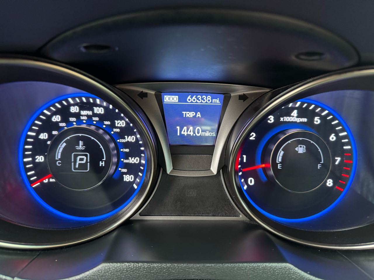 Hyundai Genesis Coupe 2dr 3.8L Auto Ultimate w/Black Seats 2016