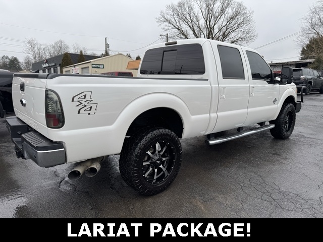 Ford Super Duty F-350 SRW 4WD Crew Cab 172" Lariat 2015