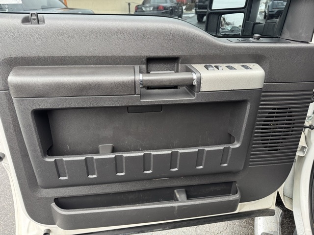 Ford Super Duty F-350 SRW 4WD Crew Cab 172" Lariat 2015