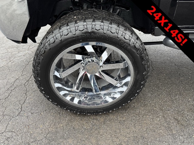 Chevrolet Silverado 2500HD 4WD Double Cab 144.2" LT 2015